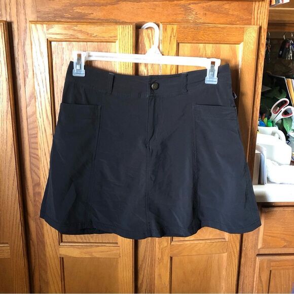 LL Bean Women’s Performance A-Line Skort - 6 - Picture 1 of 9